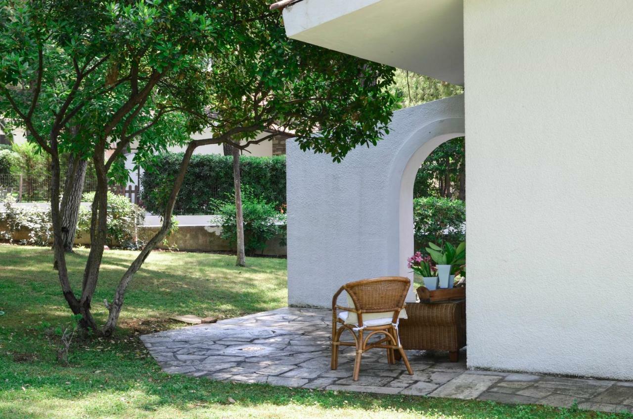 Villa Irini In Sani Sani  Exteriör bild